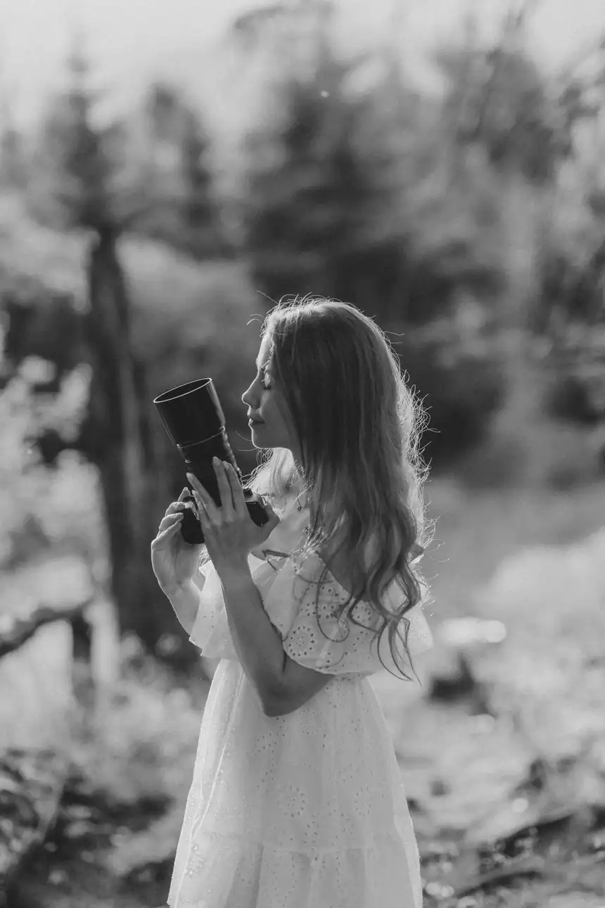 Iveta Urlina, wedding photographer