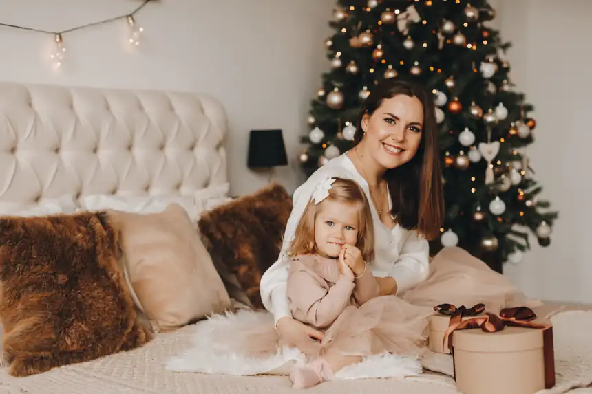 Familienmoment im dokumentarischen Stil